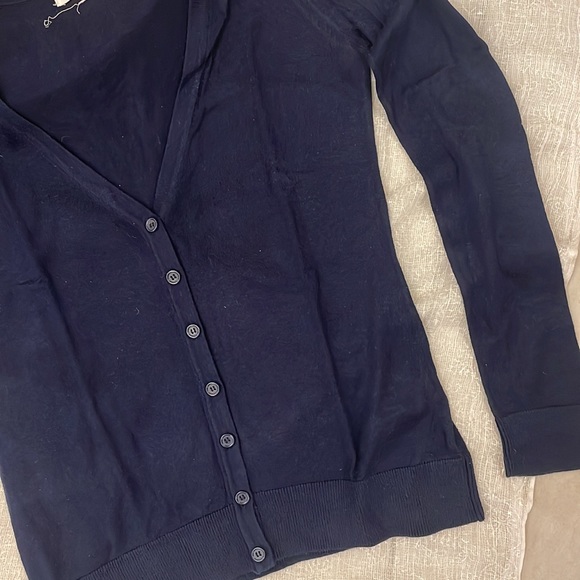 FOREVER21 front open V-neck sweater - Picture 4 of 7